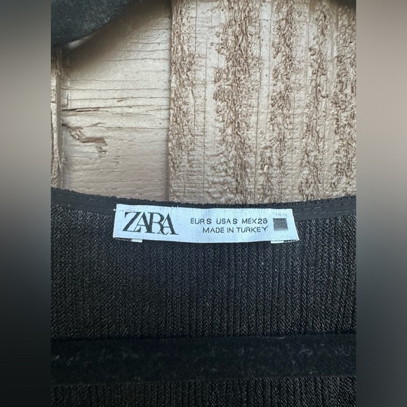 Zara Black Knotted Top Short Sleeve - Size small - Picture 5 of 8